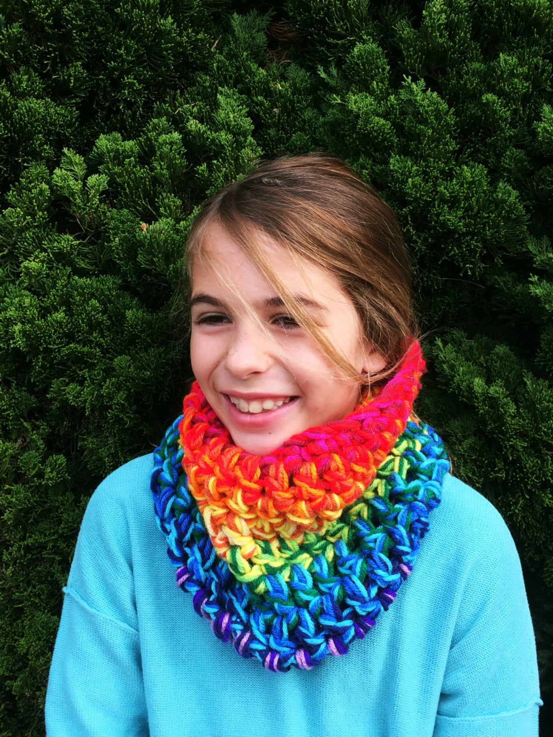 KIDS' Rainbow Cowl Scarf