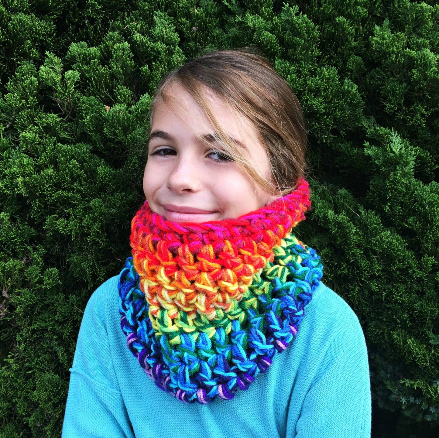 KIDS' Rainbow Cowl Scarf