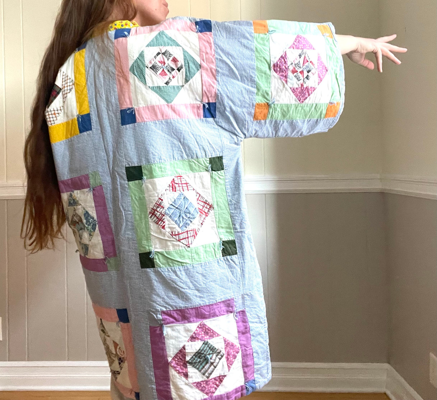Patchwork Quilt Coat. Vintage Quilt. One of a Kind. Medium - Large. Open Sized. 100% Cotton. Natural Fiber
