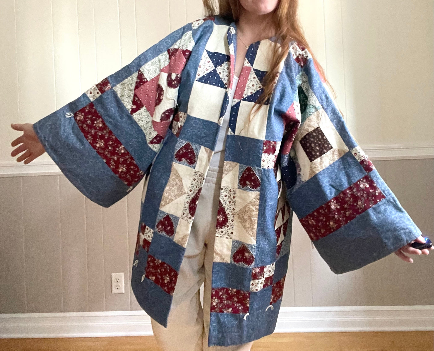 Patchwork Quilt Coat. Vintage Quilt. One of a Kind. Medium - Large. Open Sized. 100% Cotton. Natural Fiber